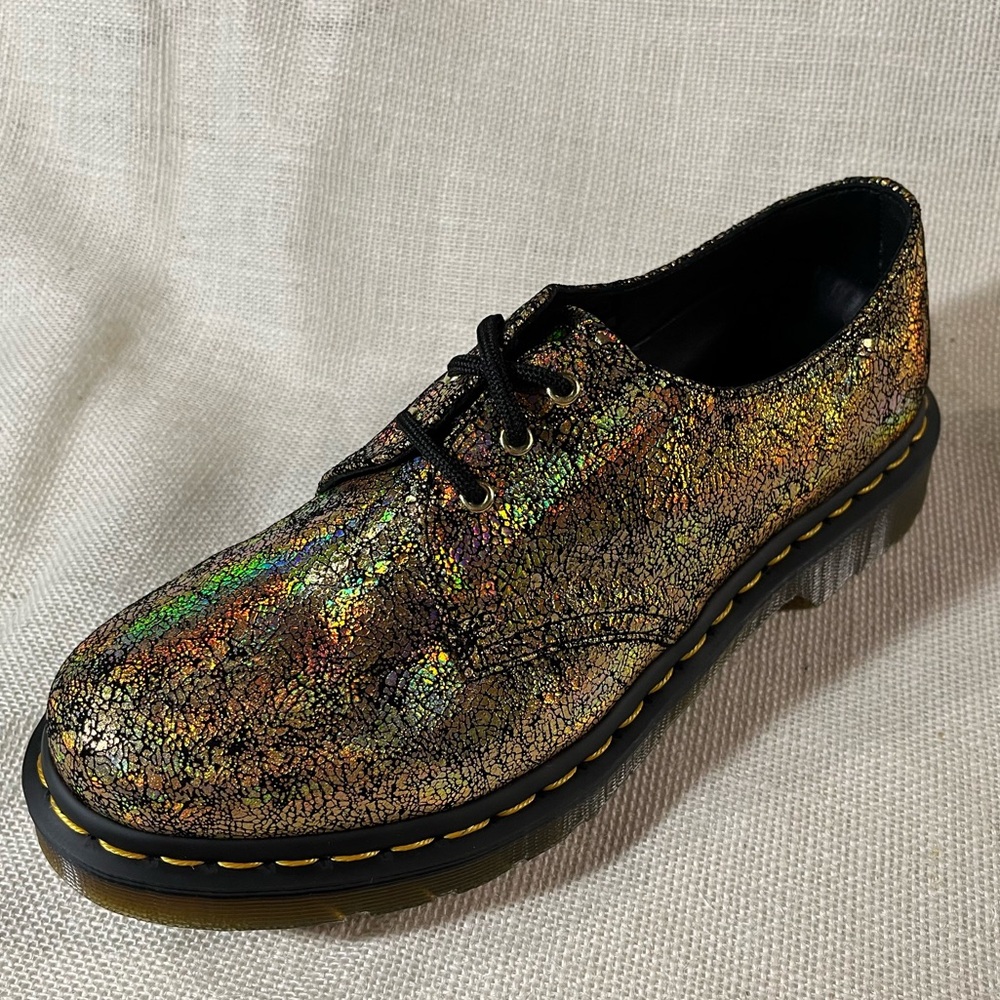 Dr. Martens 1461 Gold Iridescent Crackle NWOT Original box